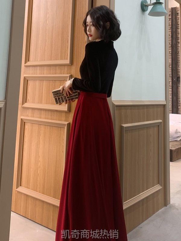 丝绒晚礼服女爆款2023新款黑色连衣裙加厚秋冬季主持人年会