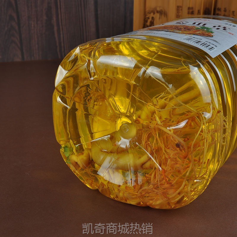 白酒厂家供应人参蛹虫草酒约十斤桶装散酒52度高度粮食白酒批发