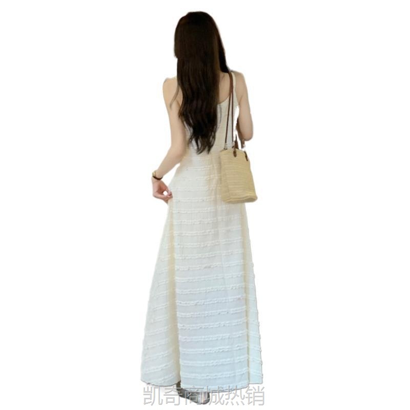 白色v领蕾丝吊带连衣裙女夏新疆海边度假沙滩无袖背心长裙小个子