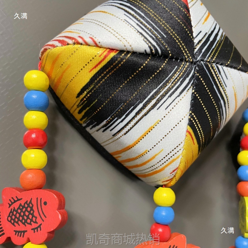 新疆特色旅游纪念品花帽风铃手工制作铃铛艾德莱斯花帽挂件车挂饰