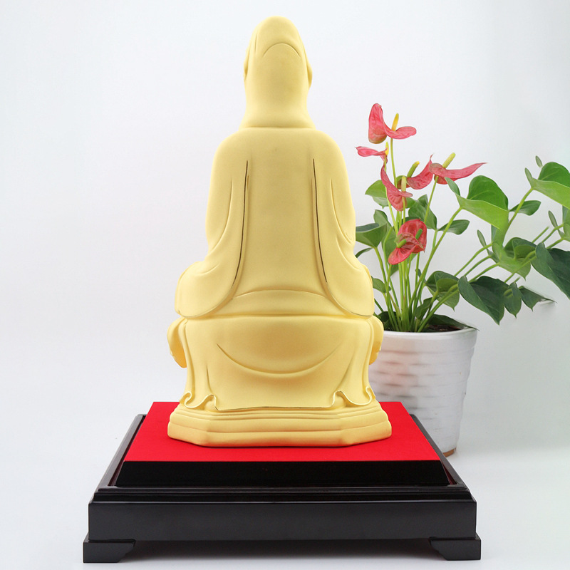 1002 保平安观音 5180元 225x175x425mm