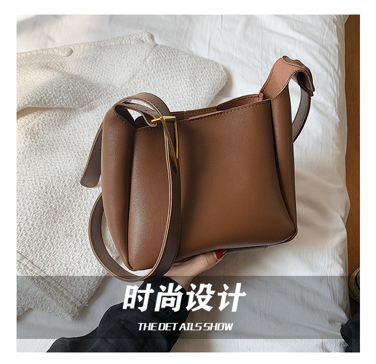 c时尚设计.jpg