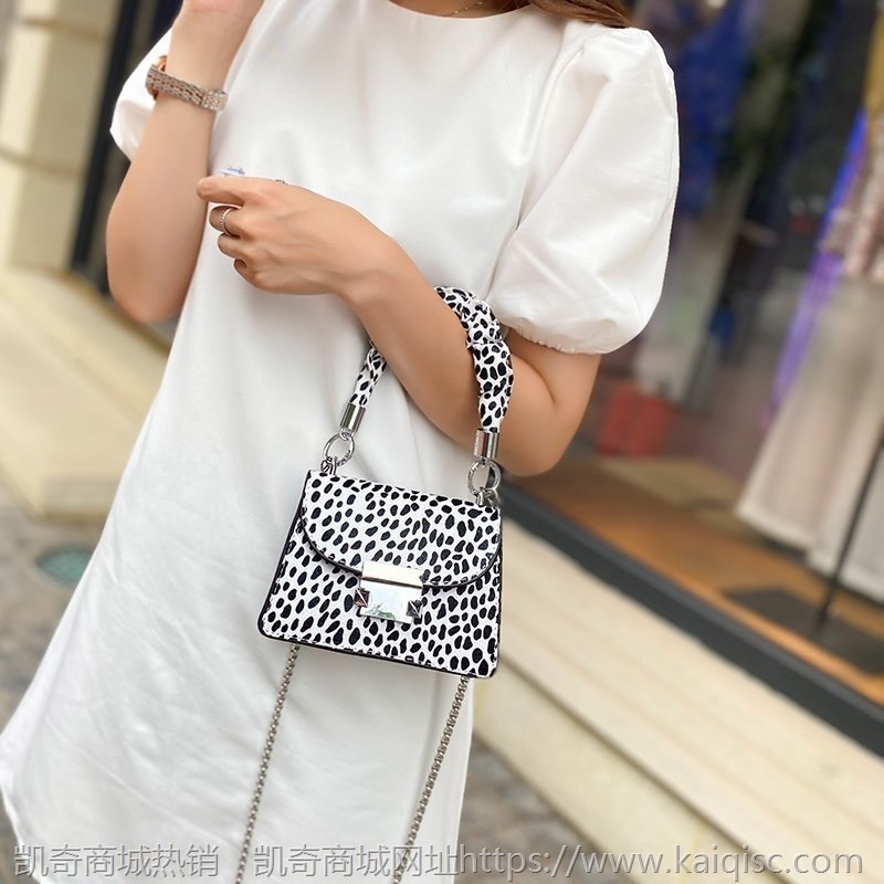 潮批发凯奇包包潮女新款奶牛纹单肩包女包pu时尚链条小方包斜挎包