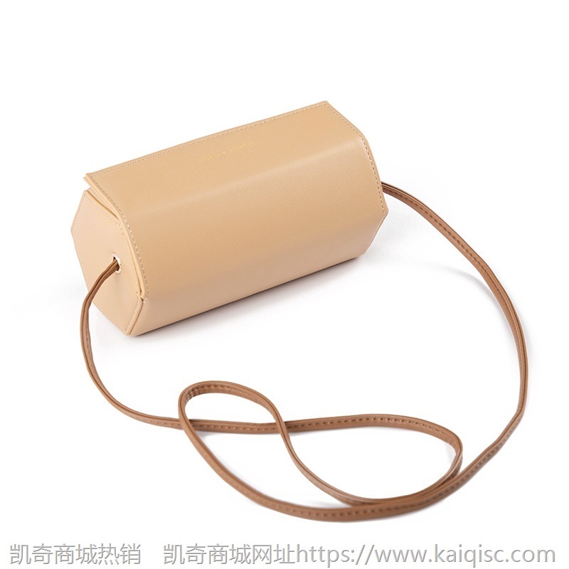2021新款春季小包包女潮网红百搭单肩斜挎女包时尚小众圆筒包