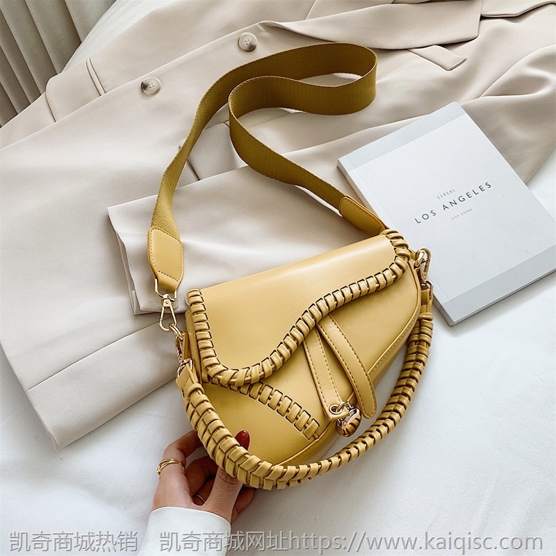 马鞍包2021夏季新款潮时尚法式质感斜挎包网红女士包宽肩带手提包
