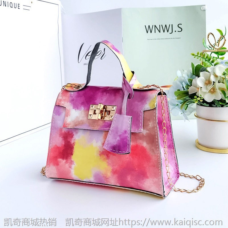 包包女包新款时尚2021斜挎单肩包bags女士包迷你链条包锁扣小方包