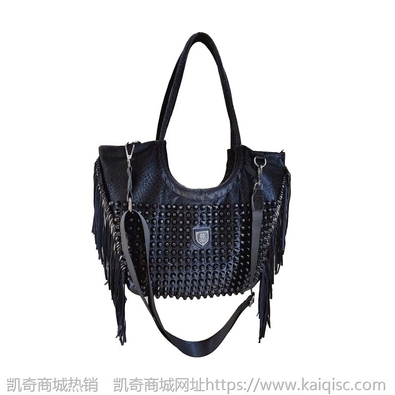 2021新款单肩斜跨女包凯奇时尚休闲铆钉百搭软皮单肩大容量包包