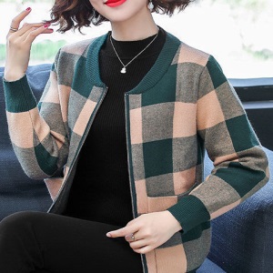 中年妈妈秋装外套2020新款棒球服洋气高贵开衫中老年春秋装短上衣
