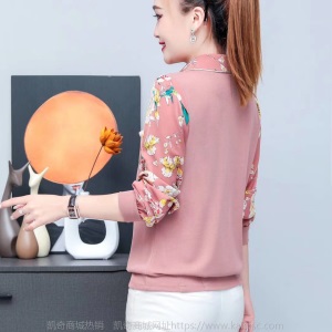 2021春季新款妈妈装打底衫女洋气显瘦长袖t恤女宽松减龄春秋小衫