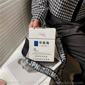 包包女2021网红个性盒子包时尚华子烟盒宽肩带单肩斜挎女包潮活动