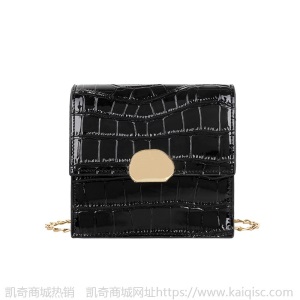 上新小包包2021夏季新款韩版女包单肩斜挎包时尚质感链条小方包