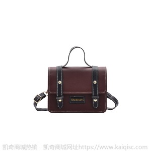 上新小包包女2021韩版时尚铆钉皮带手提单肩斜挎包复古休闲女包潮