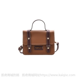 上新小包包女2021韩版时尚铆钉皮带手提单肩斜挎包复古休闲女包潮