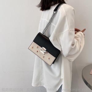 包包女2021韩版时尚春季小清新花朵单肩斜挎包网红洋气小方包凯奇