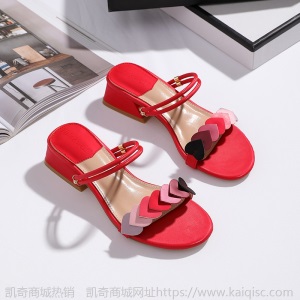 两穿凉鞋女夏2021年新款粗跟中跟一字带时尚网红仙女风小码女鞋子
