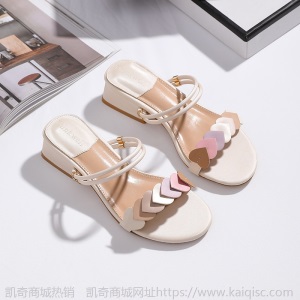 两穿凉鞋女夏2021年新款仙女风一字带凉拖鞋粗跟中跟罗马小码女鞋