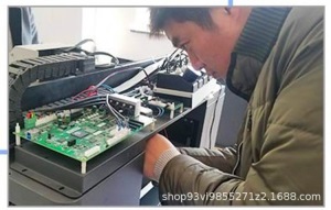  uv数码直喷印花机 手机壳浮雕标牌金属PVC彩色喷墨平板打印机加工