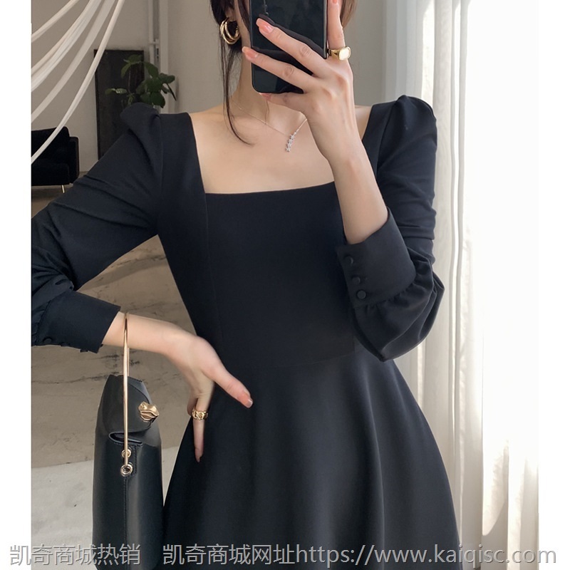 厂家潮时尚黑色连衣裙女2021秋装新款长袖法式复古赫本风方领长裙