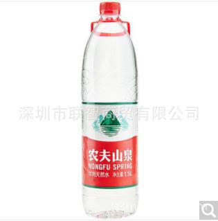 农夫山泉 饮用矿泉水1.5L *12瓶 /箱 【10箱仅限深圳广州包邮】