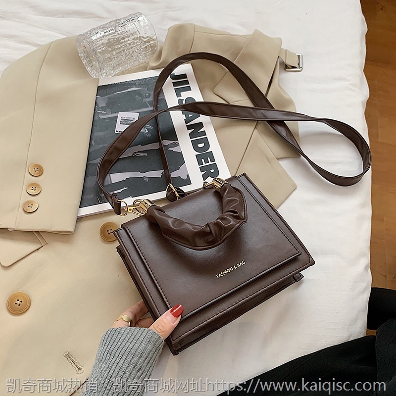 质感女士包包女包2021秋季新款流行韩版时尚手提包网红单肩斜挎包