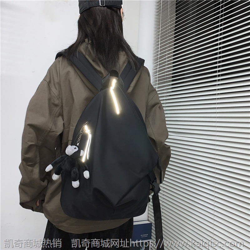 新款2021女生背包大容量日系格子时尚双肩包高中大学生书包潮
