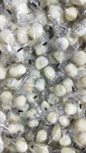 批发网红爆款奶枣 /袋奶酪杏仁坚果 办公室休闲零食 厂家供应