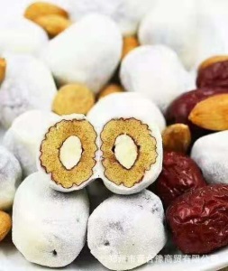 附检疫报告网红零食奶枣夹巴旦木仁新疆灰枣奶酪枣夹心枣杏仁枣