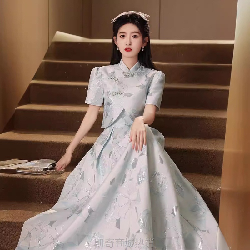 法式少女高级感小晚礼服2024新款轻奢小众改良订婚旗袍艺考连衣裙