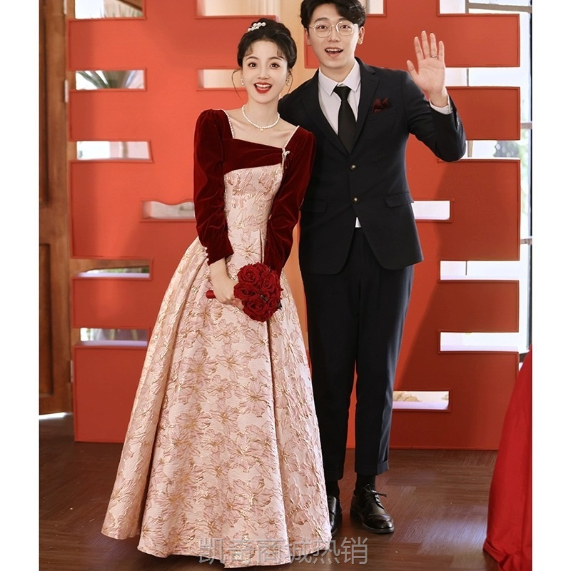 法式敬酒服2024新款新娘冬季长袖订婚结婚礼服女高级感出阁宴回门