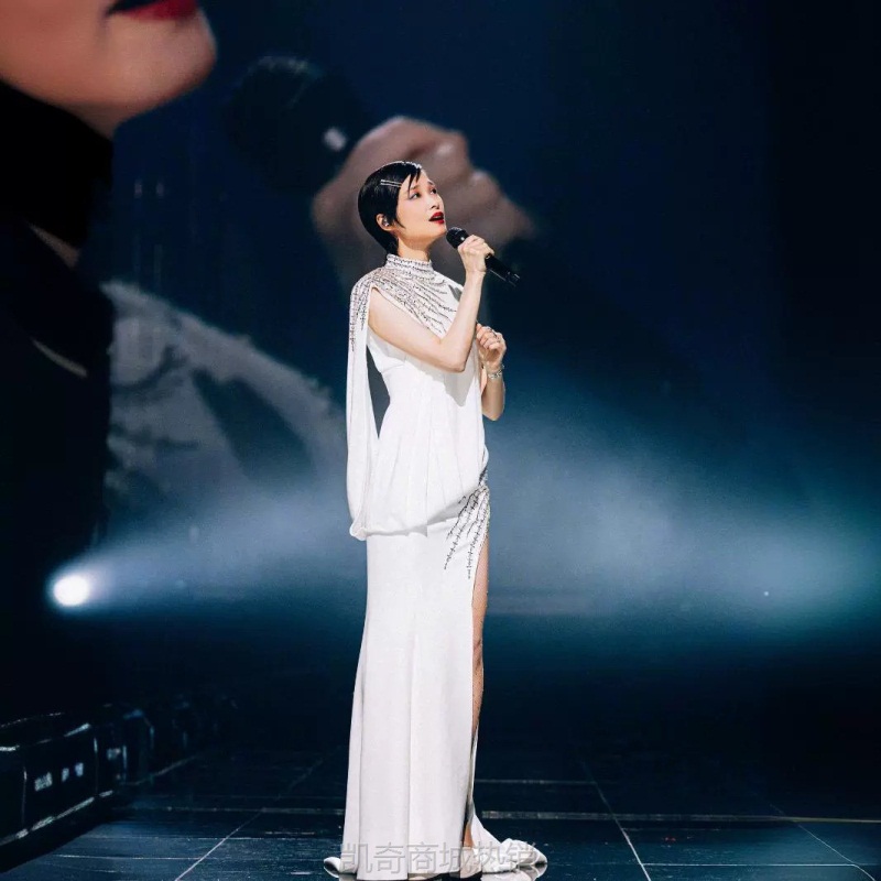 宴会演出礼服2024新款高端露背长裙生日派对演唱欧美晚礼服连衣裙