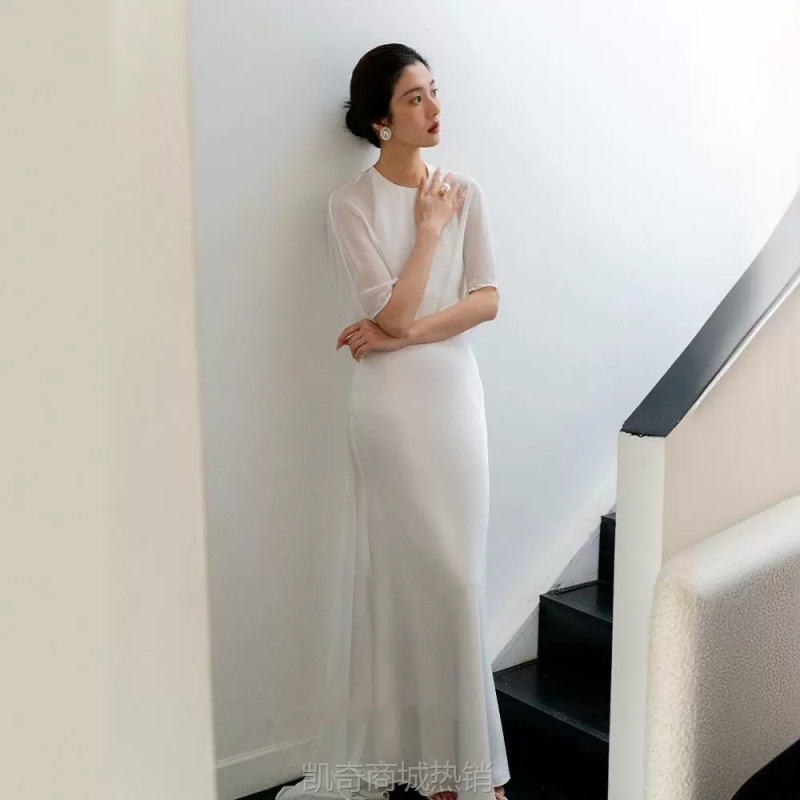 白色轻婚纱2024新款春夏季领证小白裙敬酒礼服欧美法式新娘晨袍