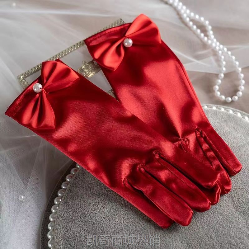 新款结婚新娘手套婚纱缎面短款优雅红色结婚秀禾服婚礼绸缎手套
