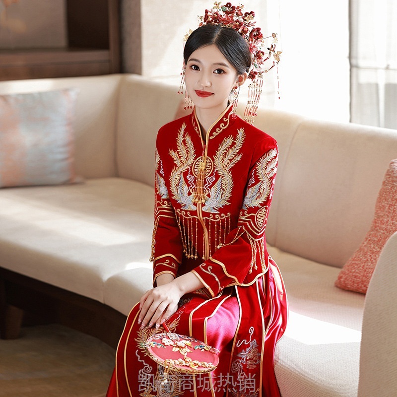 秀禾服2024新款中式新娘服结婚敬酒服婚礼礼服龙凤褂秀和服丝绒款