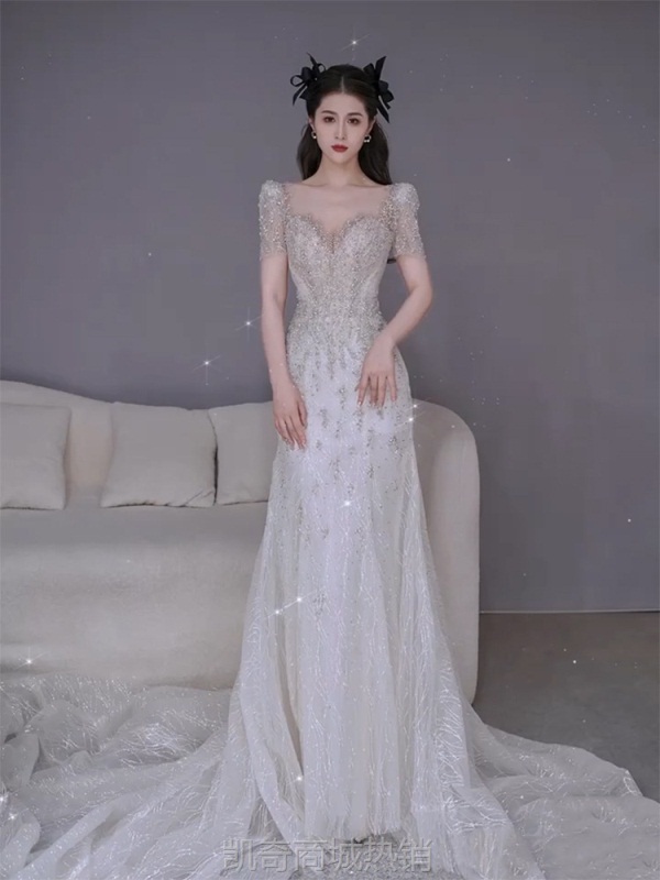 2024年新款法式鱼尾轻婚纱礼服裙高级结婚新娘拖尾气质超仙出门纱