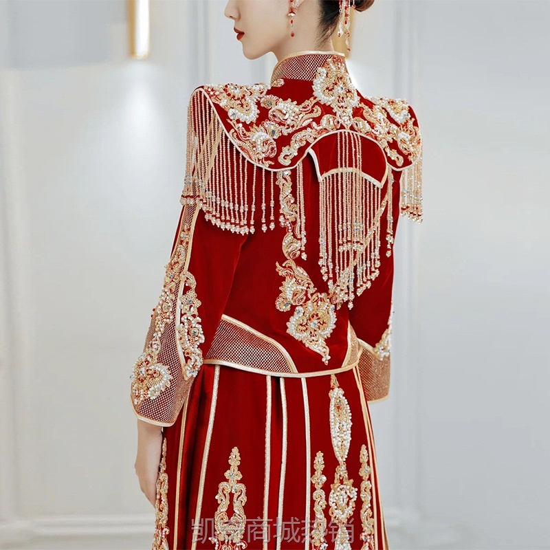 丝绒秀禾服2024新款结婚新娘礼服女婚纱中式嫁衣中国风秀和服