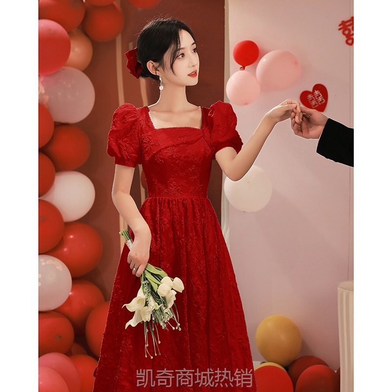 敬酒服新娘酒红色平时可穿法式宫廷风2024订婚连衣裙新款红裙礼服