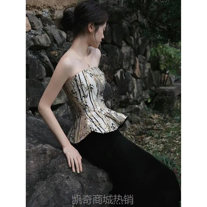 抹胸碎花晚礼服2024新款宴会气质高级感轻奢小众鱼尾裙女一字肩