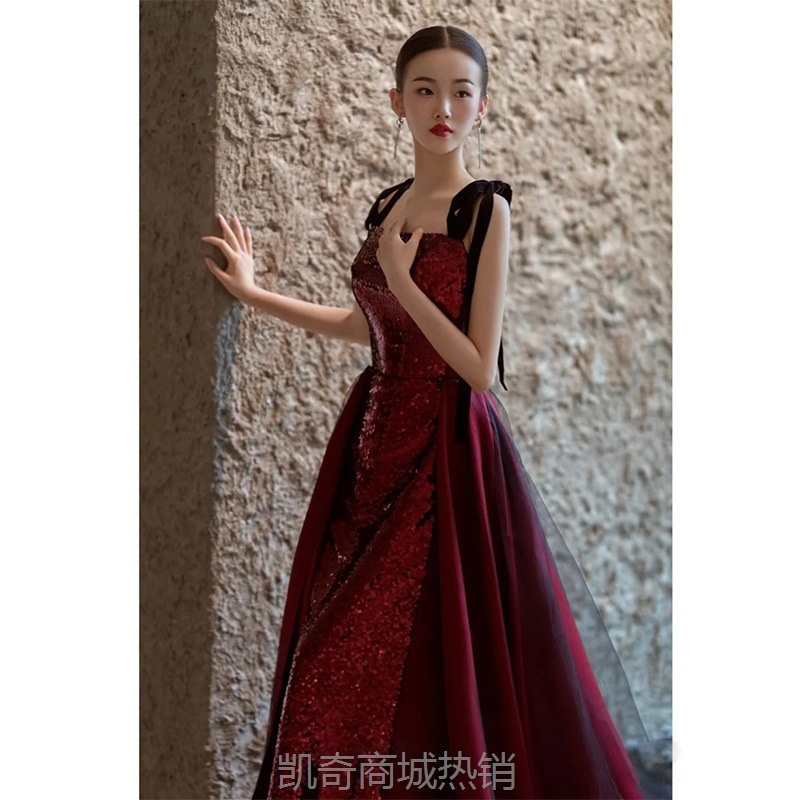 敬酒服新娘订婚连衣裙红色洋气轻奢小众高级感吊带礼服小个子礼服