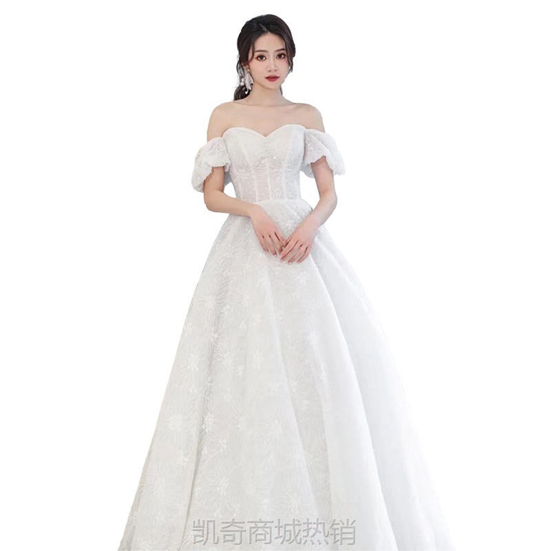 一字肩复古轻婚纱2024新款新娘主纱小个子高级大码礼服出门迎宾纱