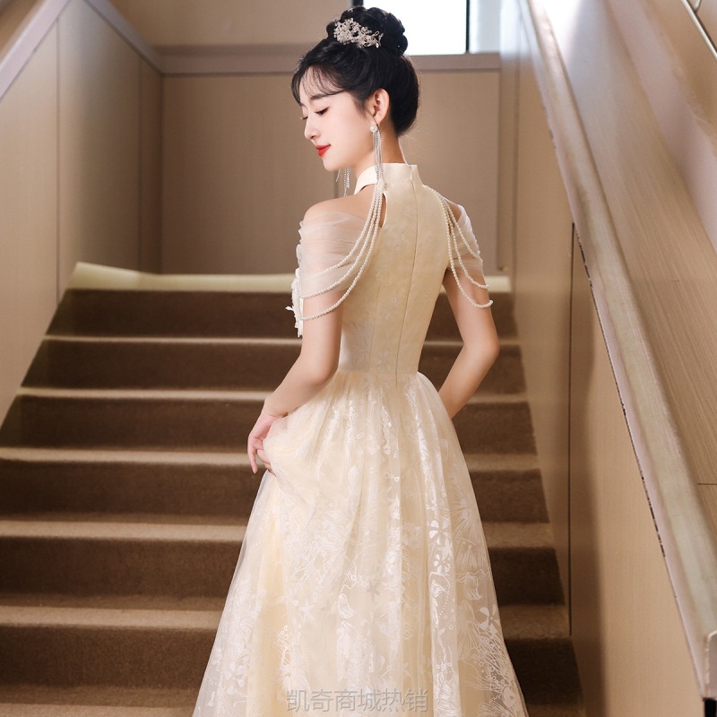 订婚礼服2024新款高级感宴会气质新中式敬酒服旗袍晚礼裙女露肩款