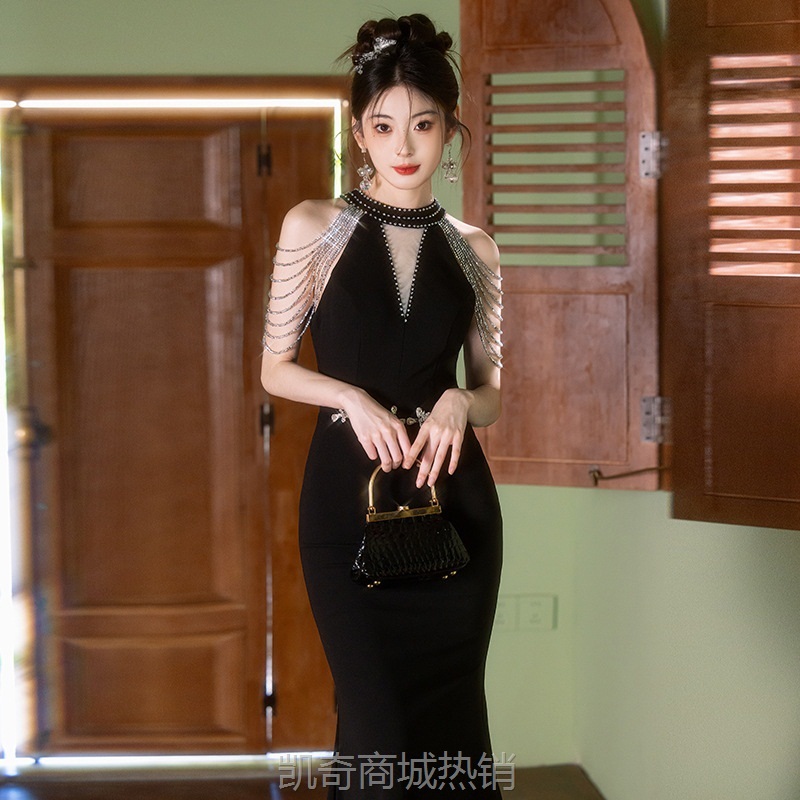 黑色晚礼服2024新款高级感轻奢小众名媛绝美鱼尾裙主持人宴会礼服