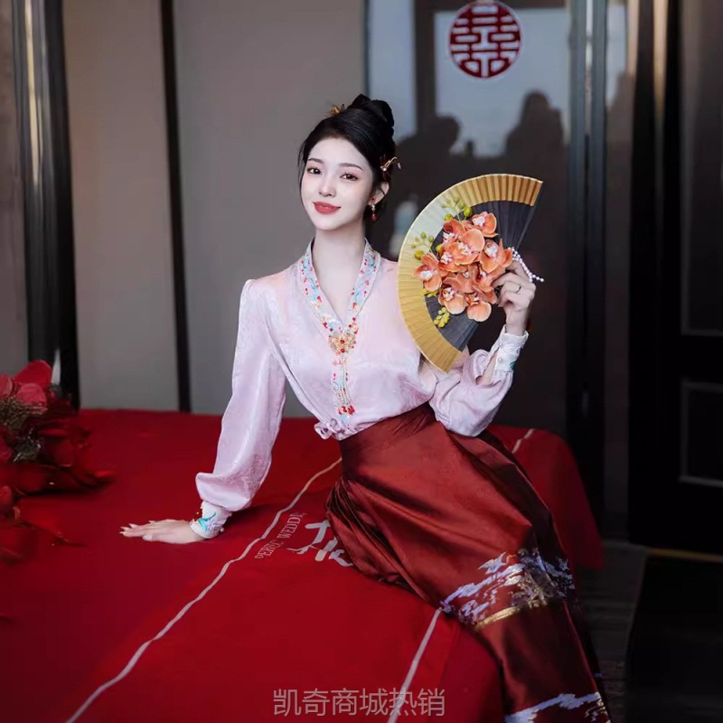 马面裙套装订婚新中式国风敬酒服新款改良汉服新娘回门礼服女