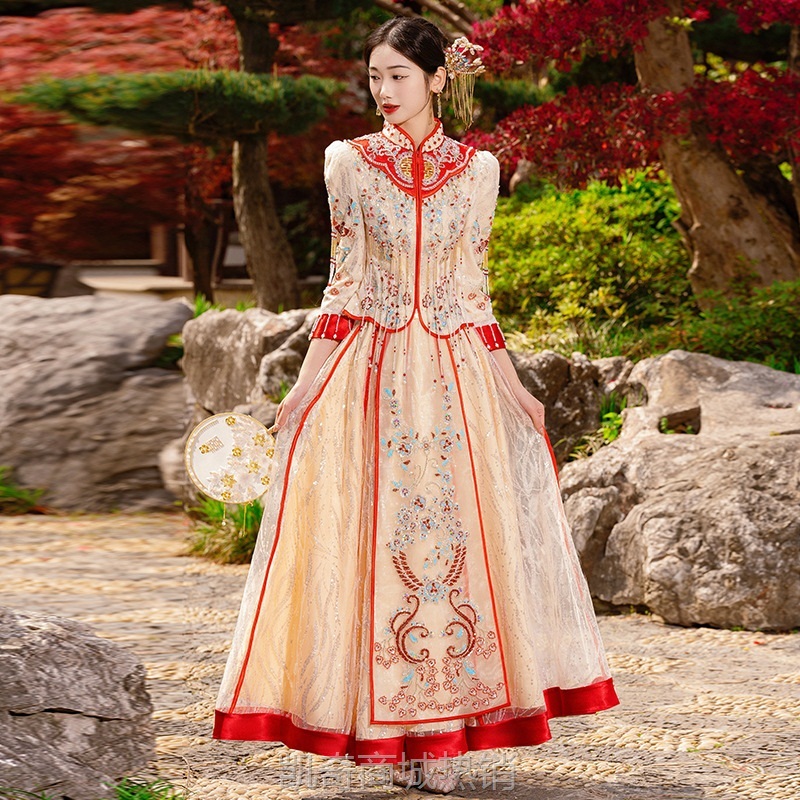 秀禾服2024新款香槟金色新娘结婚礼服中式婚纱嫁衣修身显瘦敬酒服