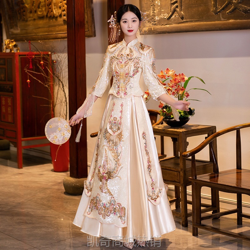 2024夏季新款香槟色秀禾服新中式出阁服服结婚礼服嫁衣修身龙凤褂