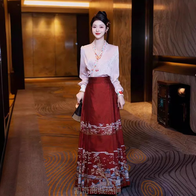 马面裙套装订婚新中式国风敬酒服新款改良汉服新娘回门礼服女