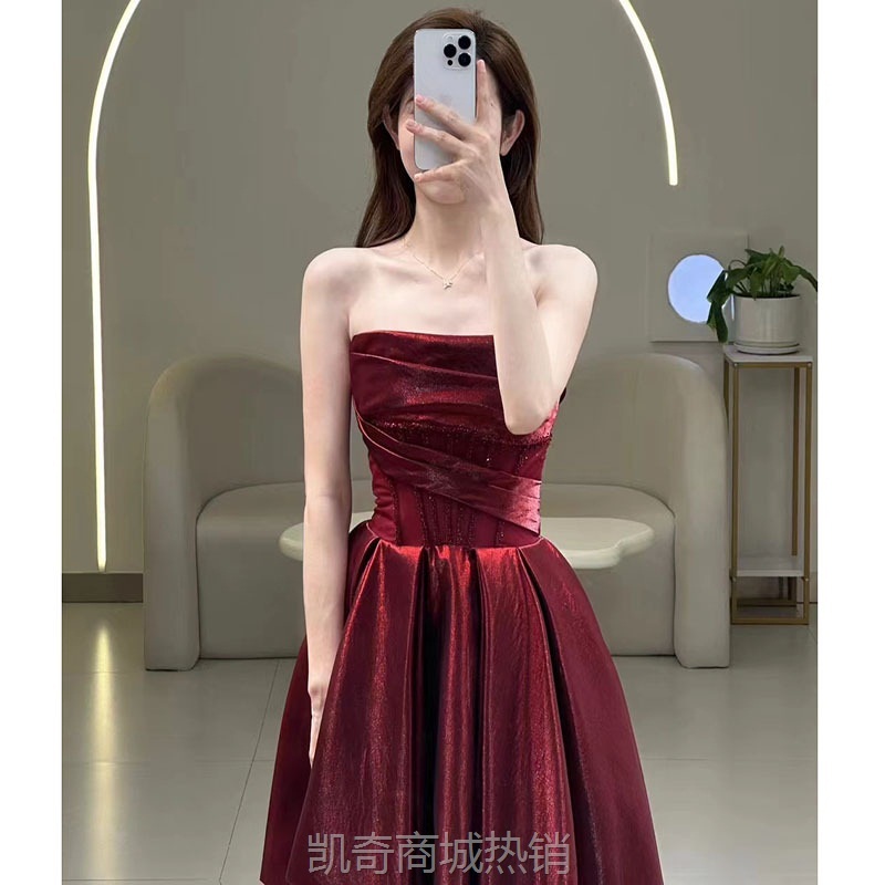 法式一字肩订婚礼服女酒红色新娘敬酒服红色婚纱晚宴主持人礼服