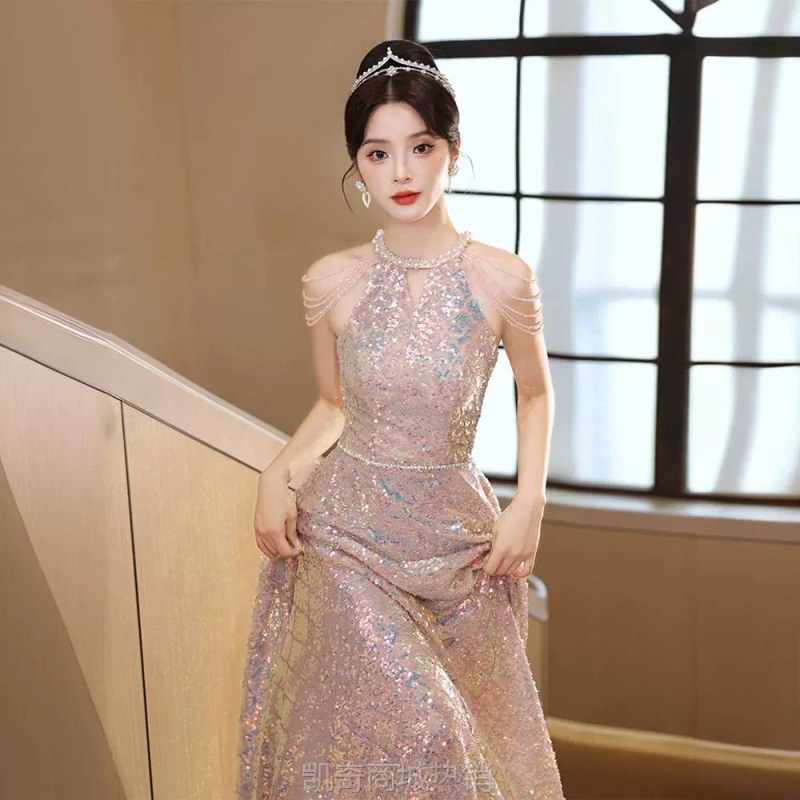 粉色流苏晚礼服裙2024新款秋冬敬酒服新娘轻奢小众主持人宴会礼服