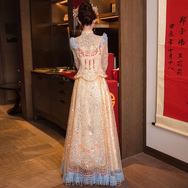 香槟色时尚秀禾服女 2024新款浅色减龄中式婚服小个子结婚出阁服