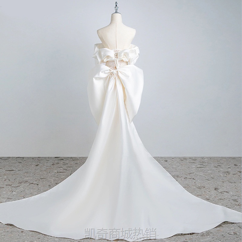 法式轻奢晚礼服裙新娘小众鱼尾迎宾出门纱2024新款一字肩轻婚纱
