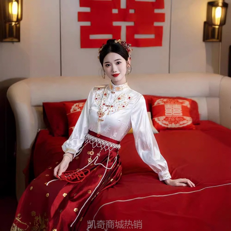新中式马面裙敬酒服新款订婚结婚新娘回门中式礼服春夏套装女